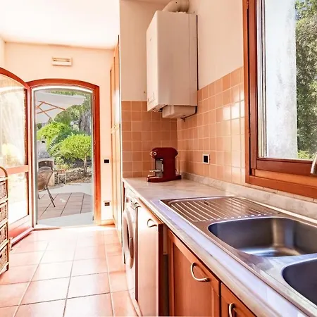 Holiday home Scirocco West *